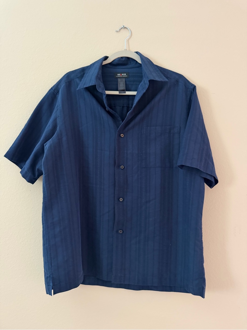 Axcess Men's Short-Sleeve Button-Down Shirt in Dark Blue